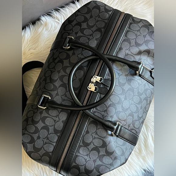 💰SOLD - F54776 - Coach Voyager Bag in Signature Canvas - Picture 7 of 11